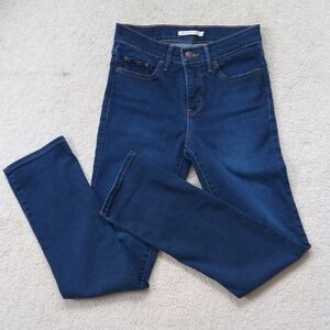 W13"-14.5" Levi's Stretch Classic Dark Blue Straight Leg Jeans For Women